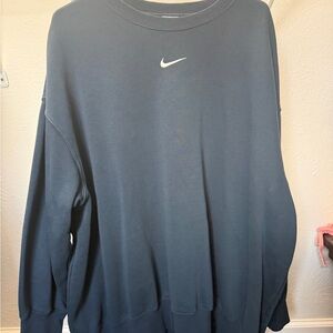 Nike Navy Crewneck Sweatshirt